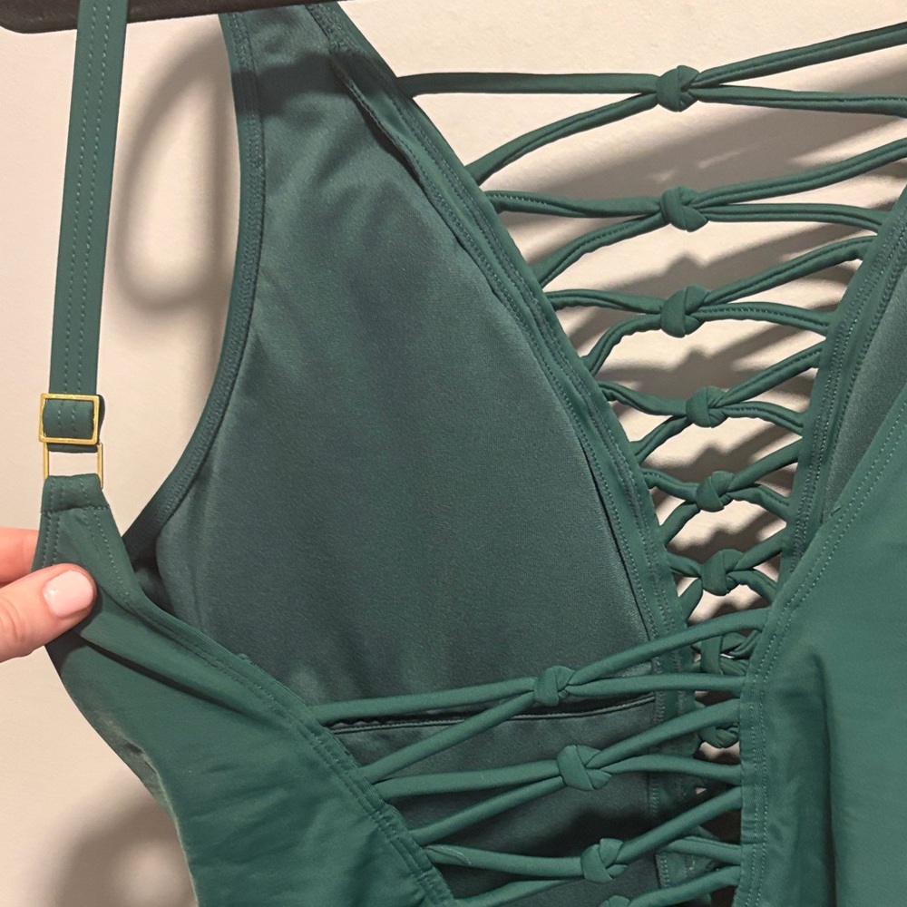 Bleu Rod Beattie Let’s Get Knotty Emerald Green Lace-Up Swimsuit - Picture 4 of 7